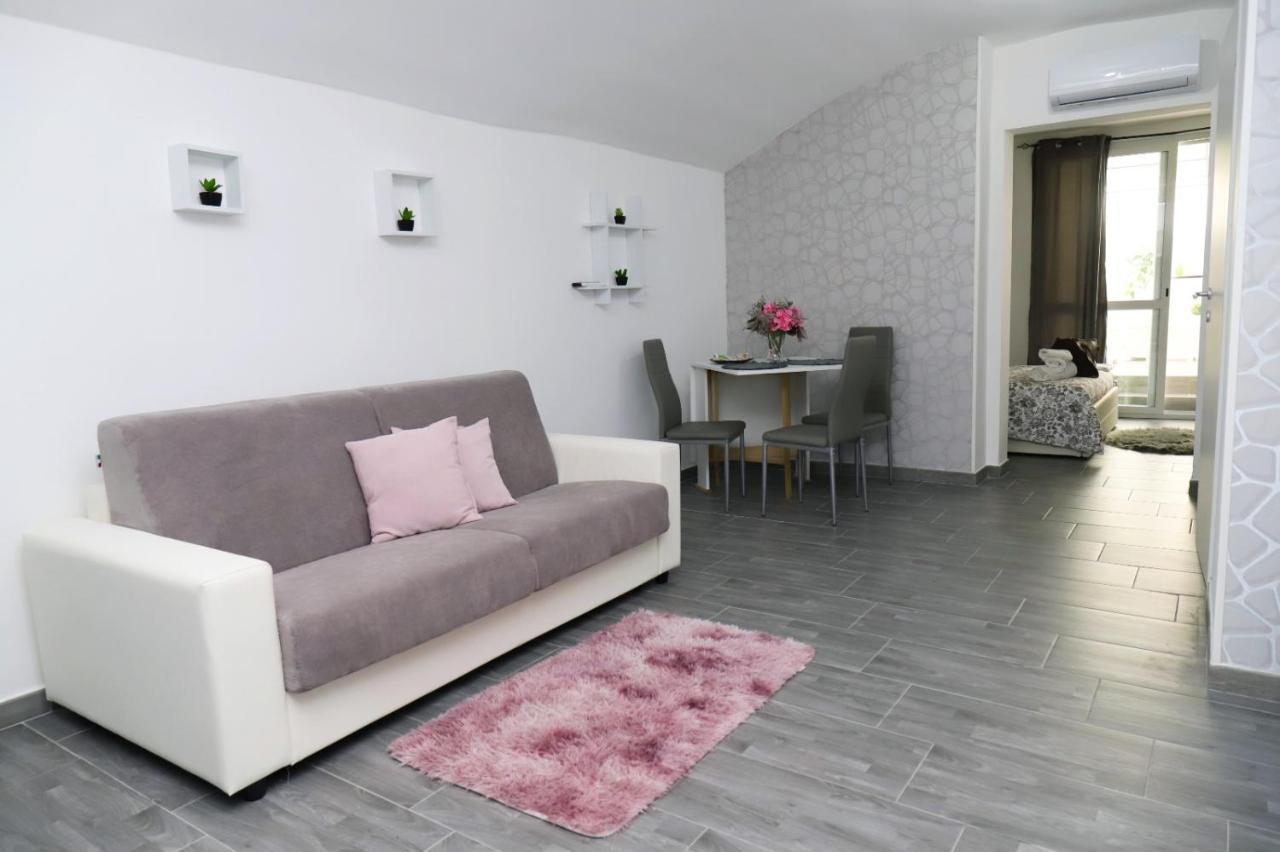 בארי Suite Nicolai 165 מראה חיצוני תמונה