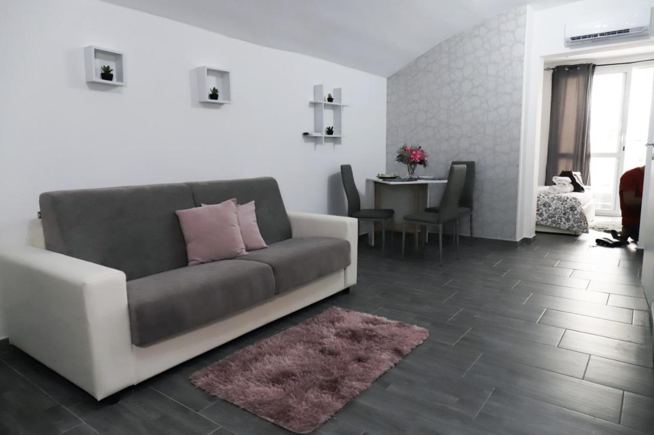 בארי Suite Nicolai 165 מראה חיצוני תמונה
